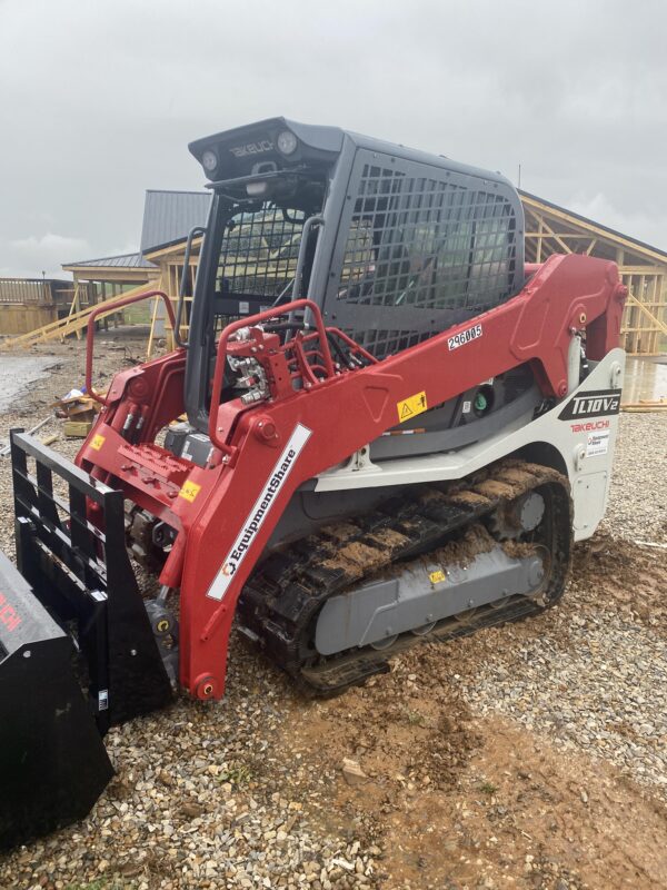 2023 TAKEUCHI TL10V2-CR