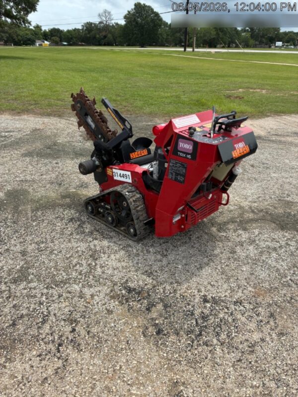 2023 TORO TRX-16