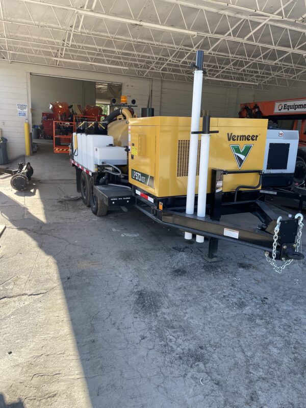 2023 VAC-TRON LP573XDT
