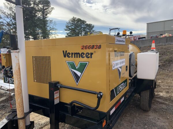 2023 VAC-TRON LP573XDT