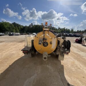 2023 VAC-TRON LP573XDT
