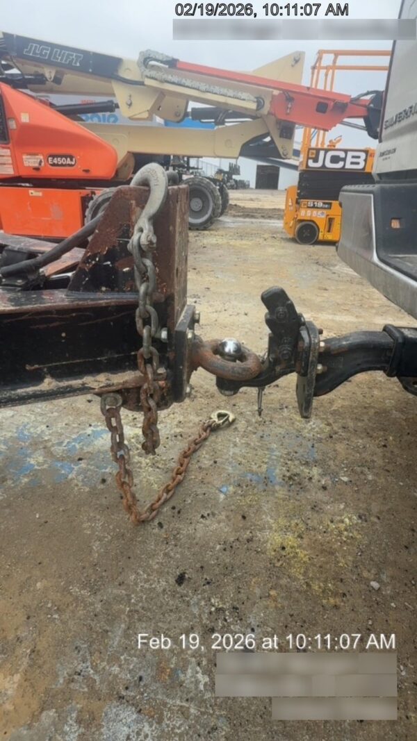 2023 VAC-TRON LP573XDT
