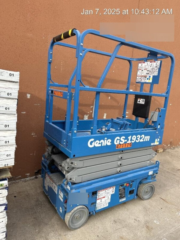 2024 GENIE GS-1932M