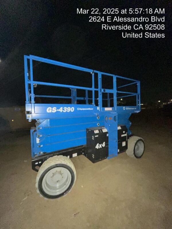 2024 GENIE GS-4390 RT