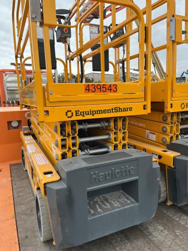 2024 JCB S1932E