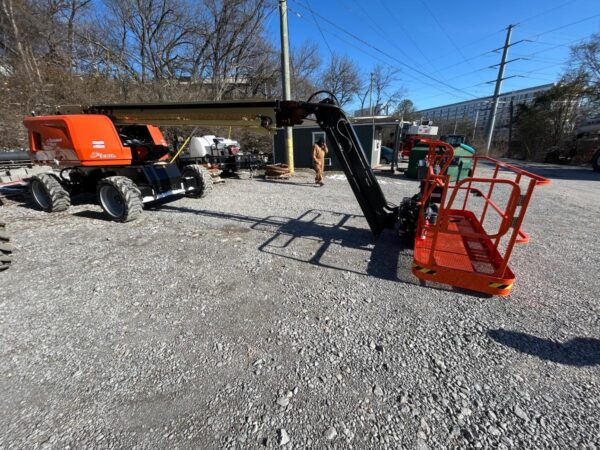 2024 JLG 660SJ