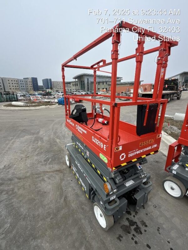 2024 SKYJACK SJ3219