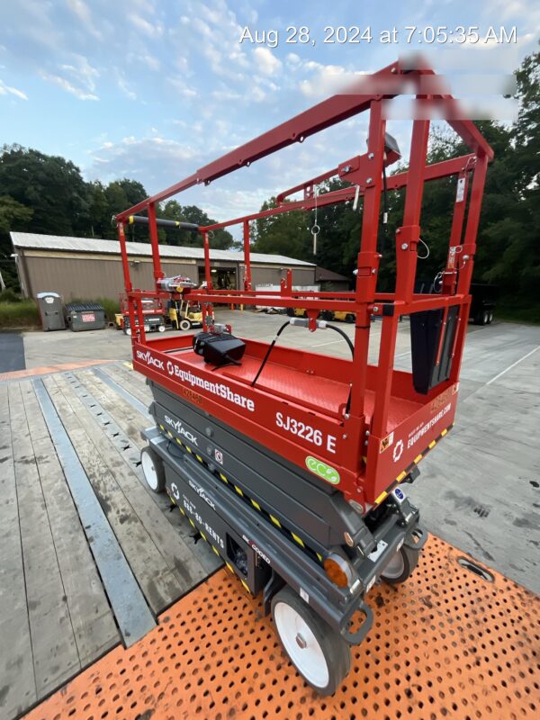 2024 SKYJACK SJ3226