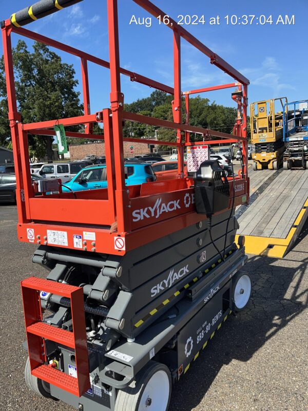 2024 SKYJACK SJ3226