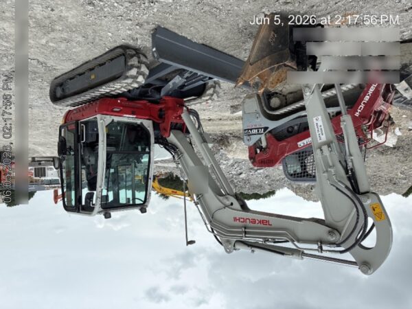 2024 TAKEUCHI TB370CR