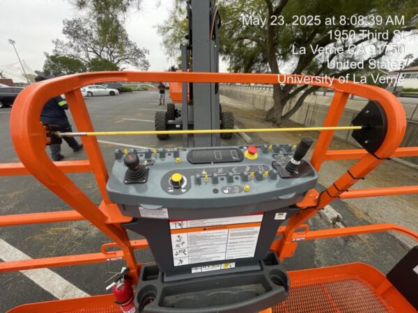 2025 JLG 460SJ