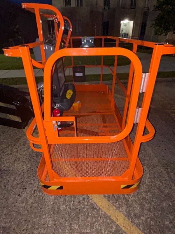 2025 JLG 660SJ