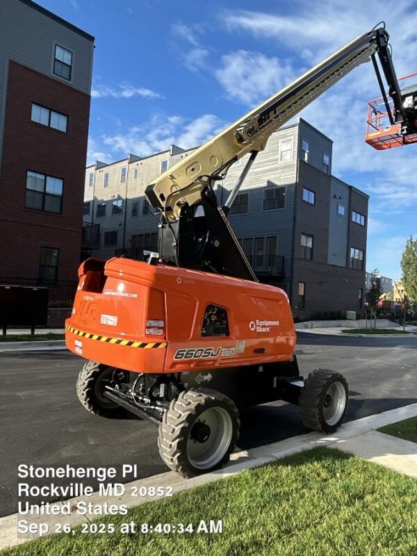 2025 JLG 660SJ