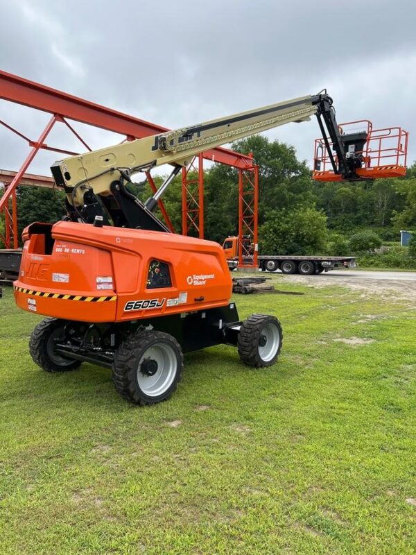 2025 JLG 660SJ