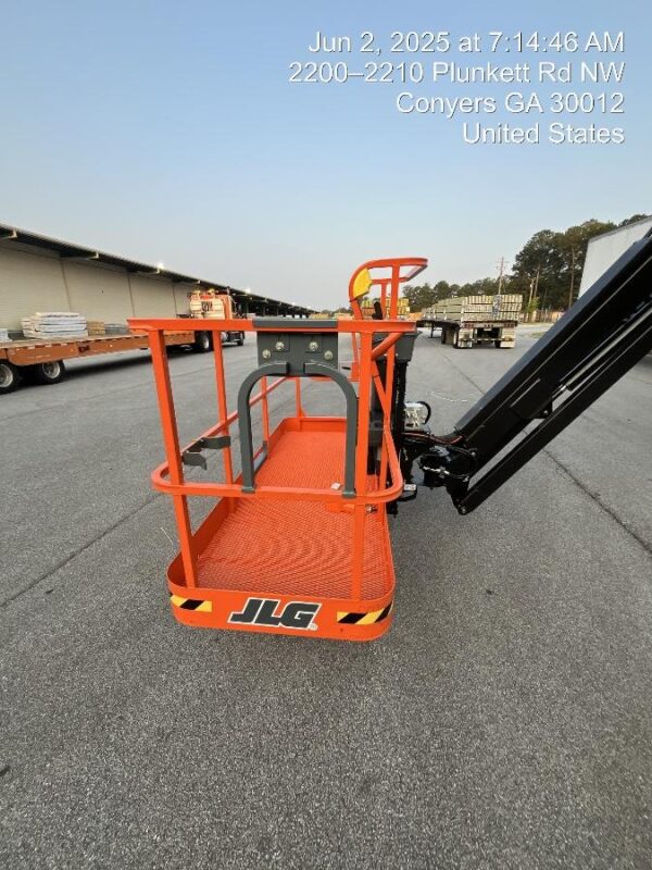 2025 JLG 660SJ