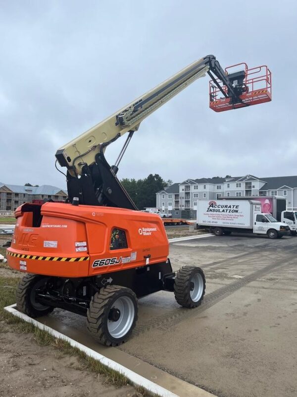 2025 JLG 660SJ