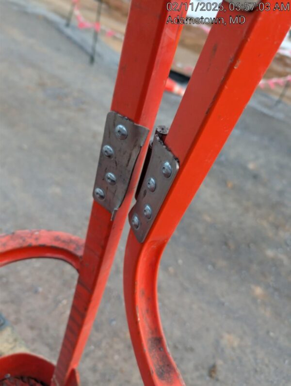 2025 JLG 660SJ