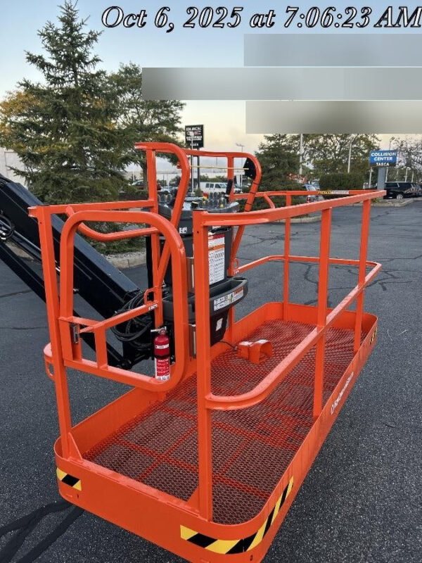 2025 JLG 660SJ