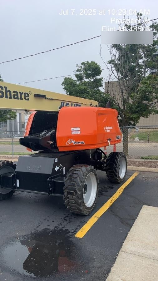 2025 JLG 660SJ