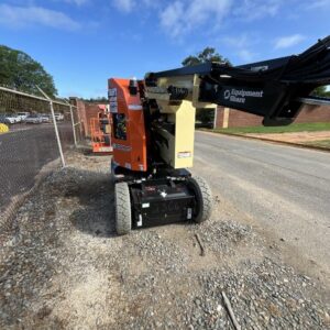 2025 JLG E300AJP