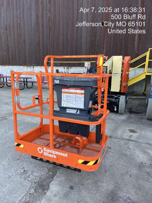 2025 JLG E300AJP 2025 JLG E300AJP