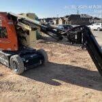 2025 JLG E300AJP