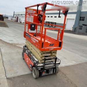 2025 JLG ES1932