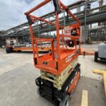 2025 JLG ES1932
