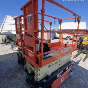 2025 JLG ES1932