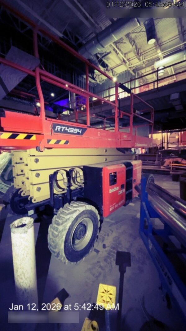 2025 JLG RT4394