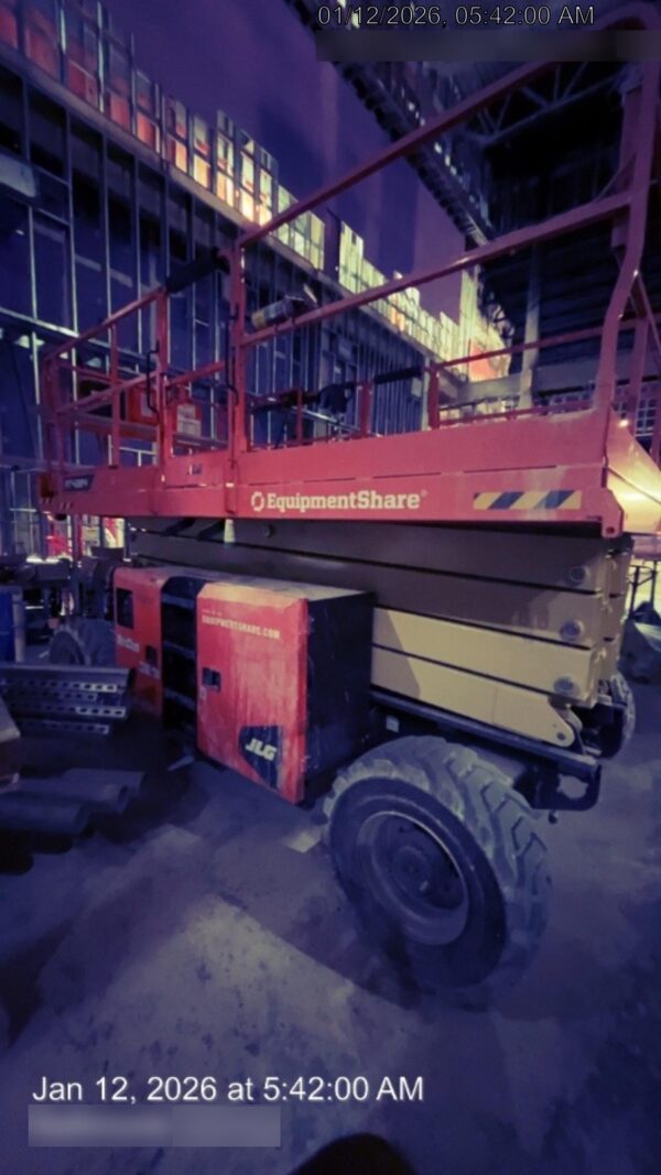 2025 JLG RT4394