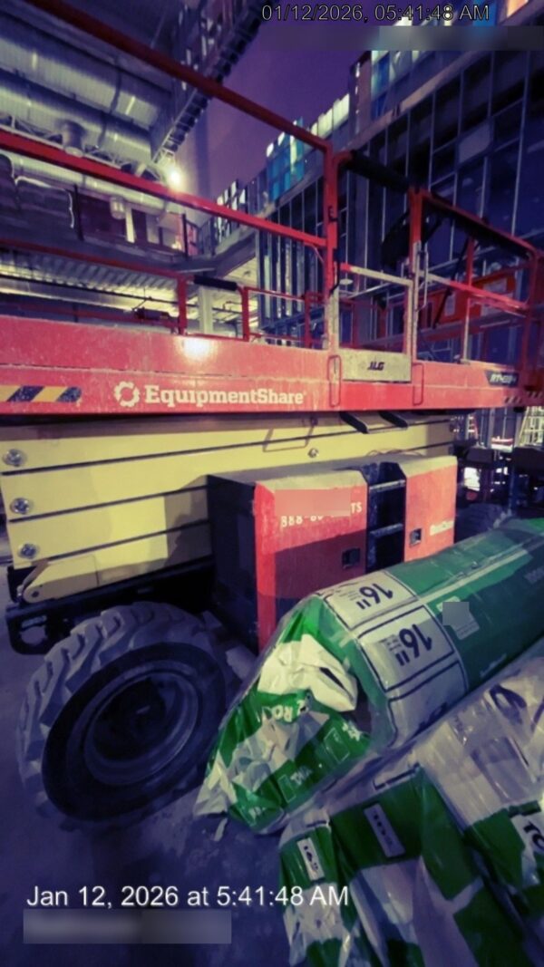 2025 JLG RT4394