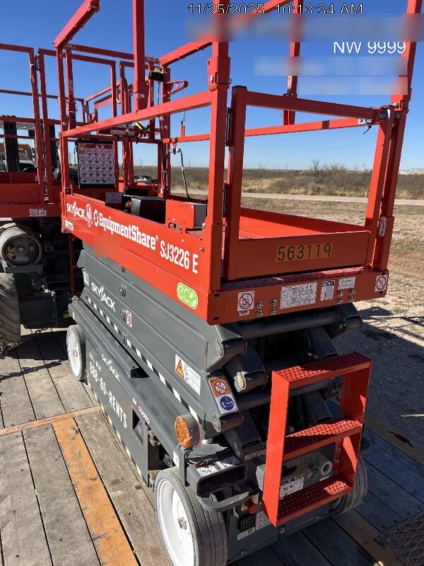 2025 SKYJACK SJ3226