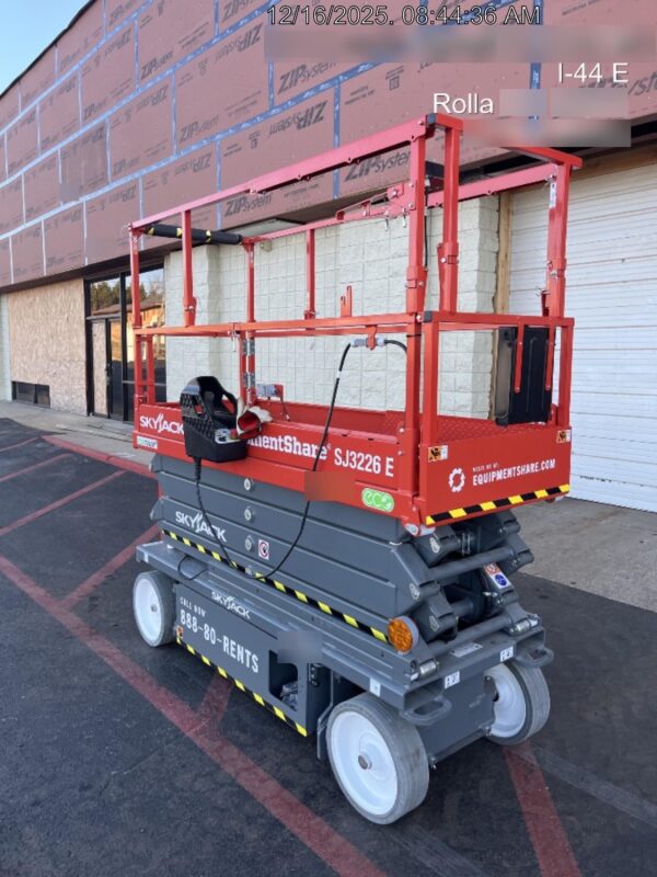 2025 SKYJACK SJ3226