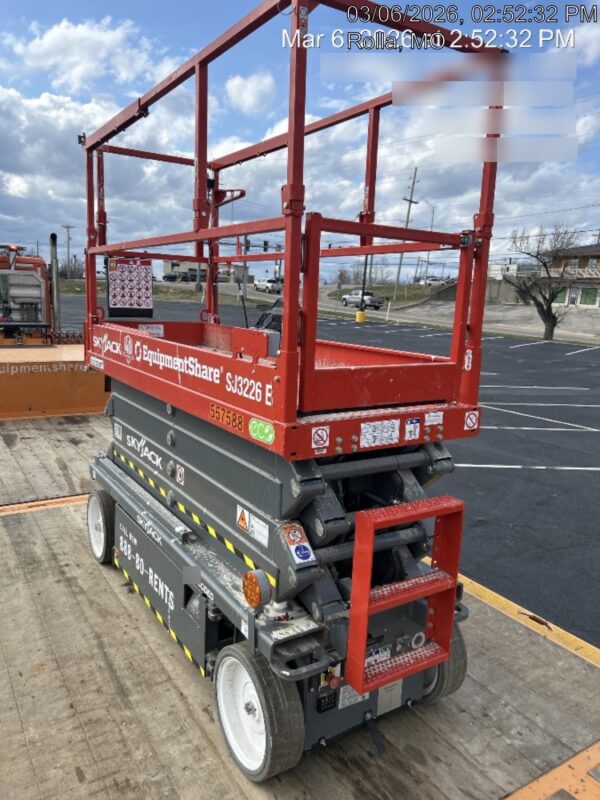 2025 SKYJACK SJ3226
