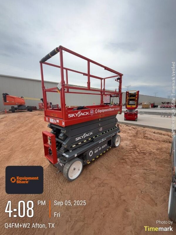 2025 SKYJACK SJ3226