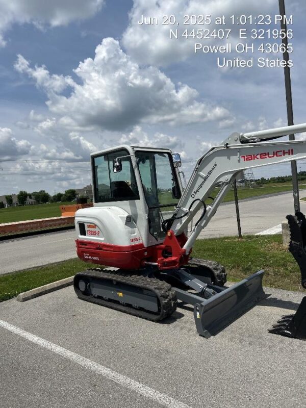 2025 TAKEUCHI TB235-2CR 2025 TAKEUCHI TB235-2CR