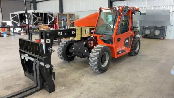 2026 JLG 519 2026 JLG 519